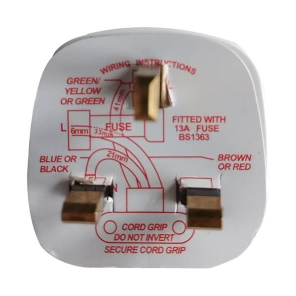 BS UK Type G Plug With 13A Fused And Power Switch
