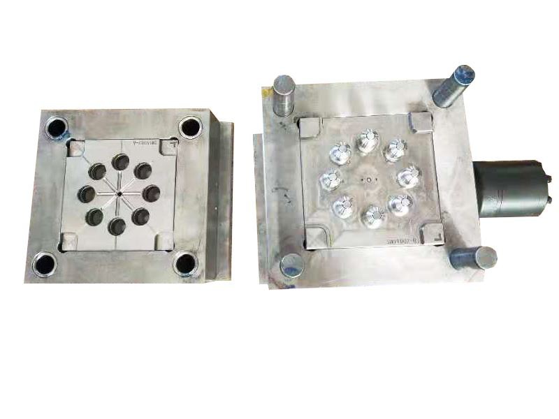 Design Points Of Transparent Panel Injection Mold